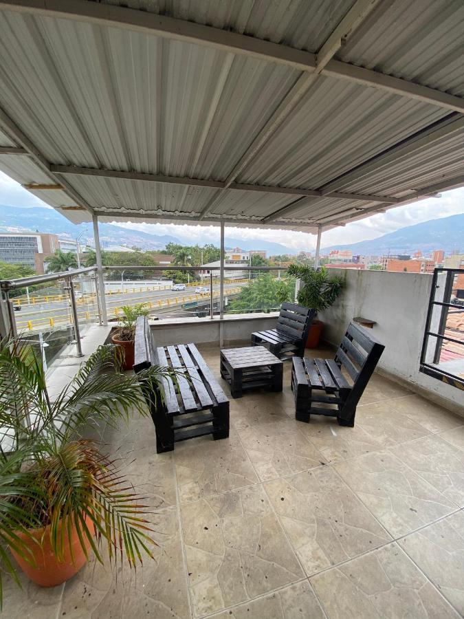 33 Hotel Bulerias Medellín Eksteriør bilde
