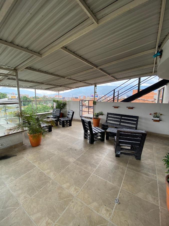 33 Hotel Bulerias Medellín Eksteriør bilde