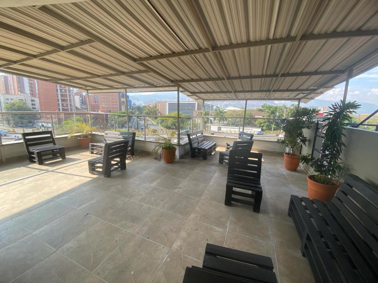 33 Hotel Bulerias Medellín Eksteriør bilde