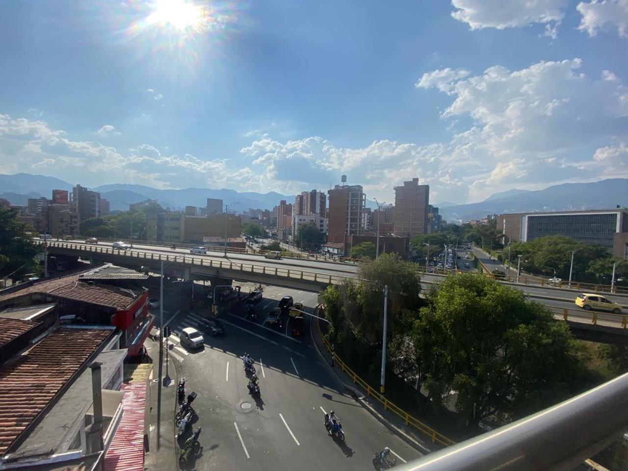 33 Hotel Bulerias Medellín Eksteriør bilde