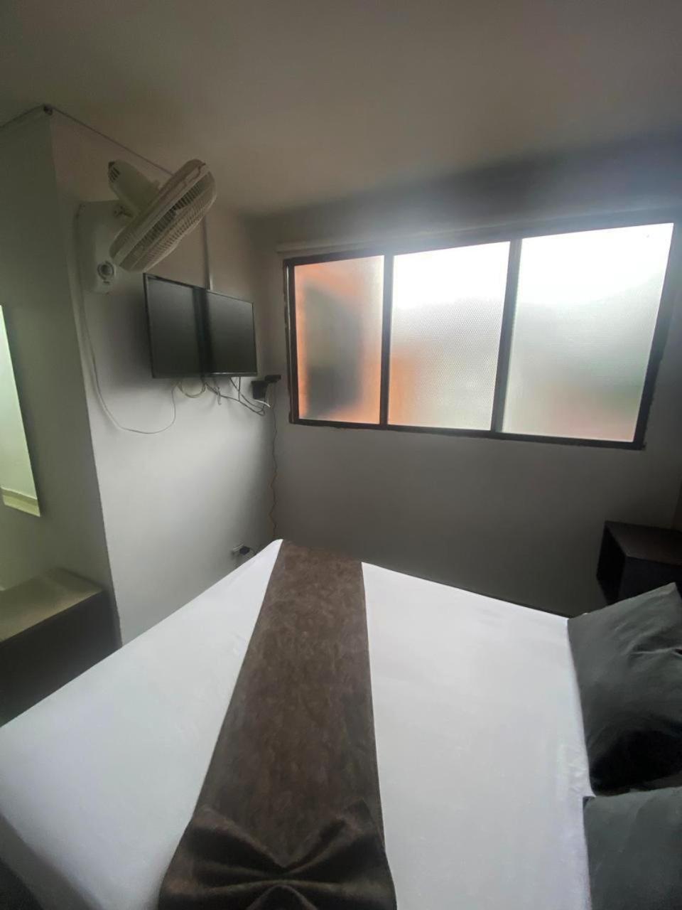 33 Hotel Bulerias Medellín Eksteriør bilde