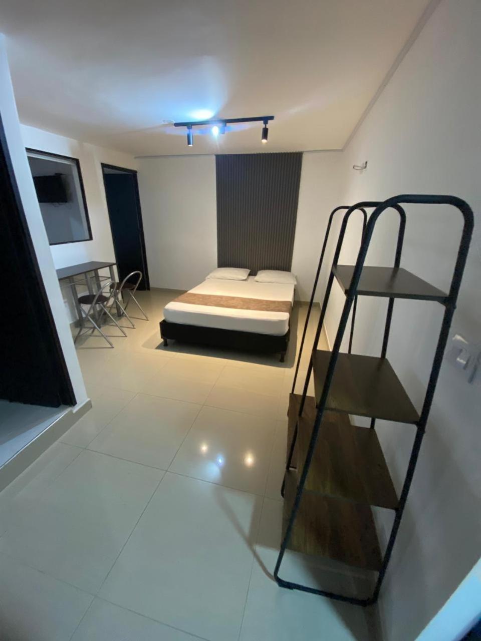 33 Hotel Bulerias Medellín Eksteriør bilde