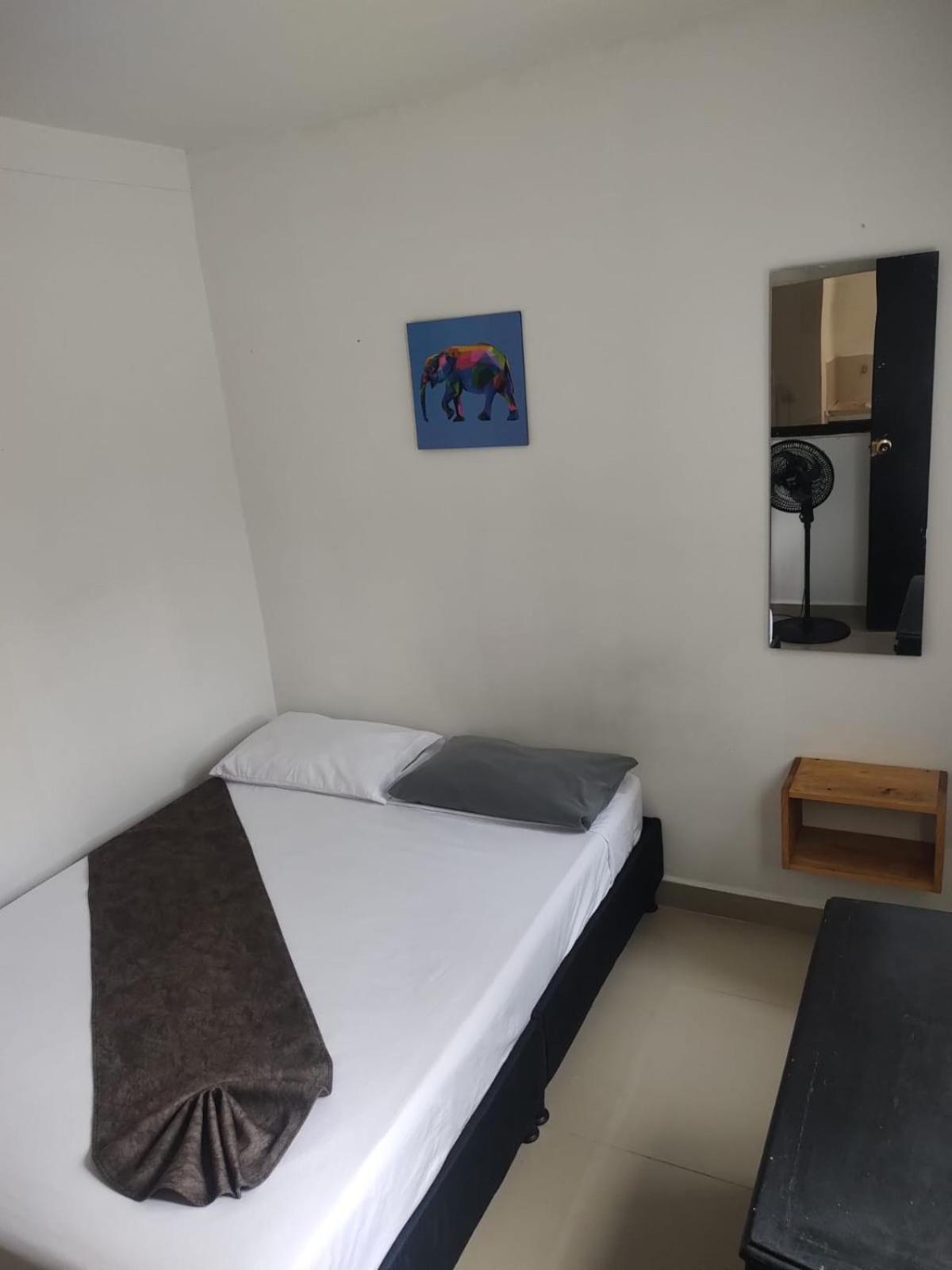 33 Hotel Bulerias Medellín Eksteriør bilde